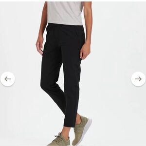 Vuori Black Ankle Cropped Performance Pants